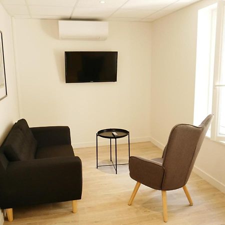 Appartement Avec Chambre - Entree Spa Incluse Bourbon-Lancy Bagian luar foto