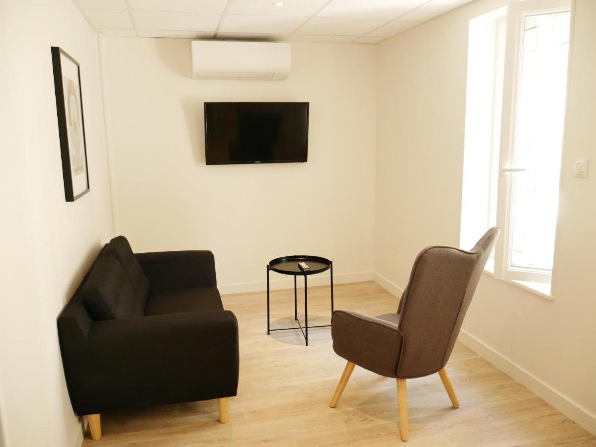 Appartement Avec Chambre - Entree Spa Incluse Bourbon-Lancy Bagian luar foto
