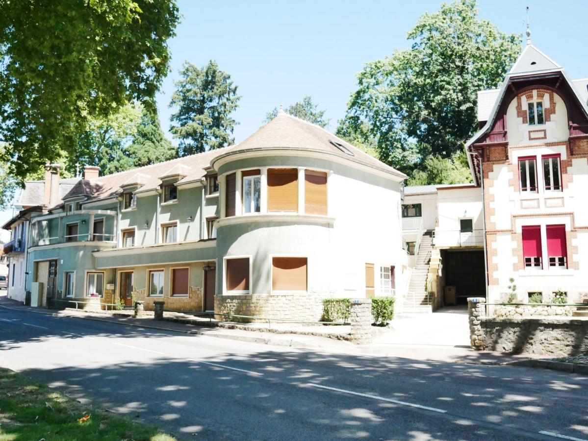 Appartement Avec Chambre - Entree Spa Incluse Bourbon-Lancy Bagian luar foto