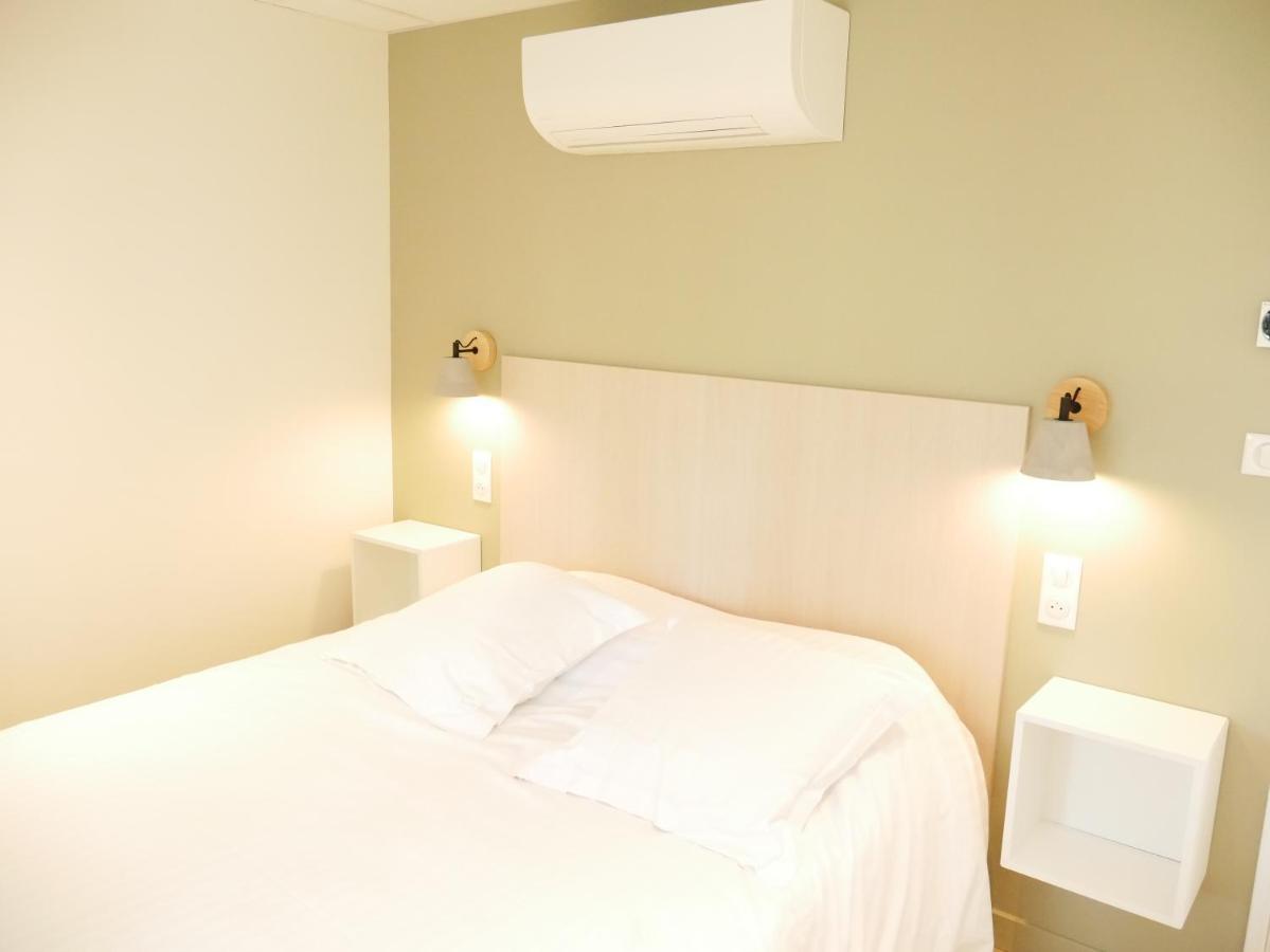 Appartement Avec Chambre - Entree Spa Incluse Bourbon-Lancy Bagian luar foto